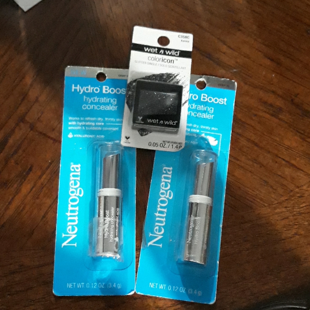 Hydro Boost Hydrating conceler